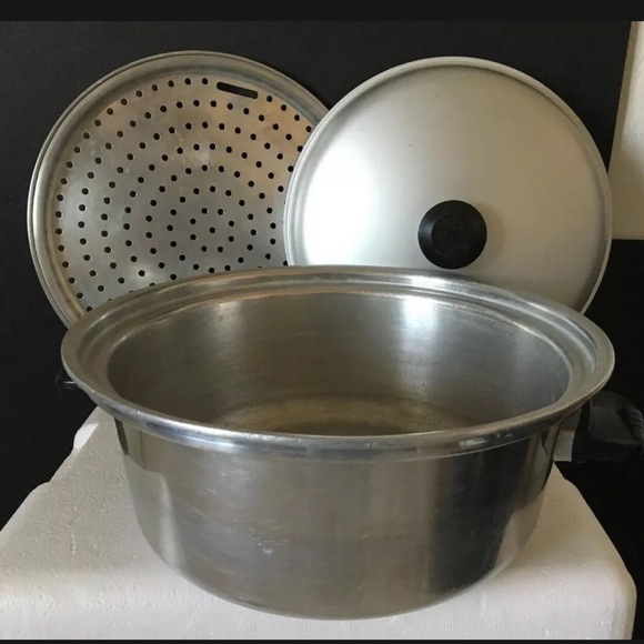 Vintage Wear Ever No 824 Dutch Oven Aluminum Stock Pot Steemer 4 Qt Lid USA - Picture 3 of 12